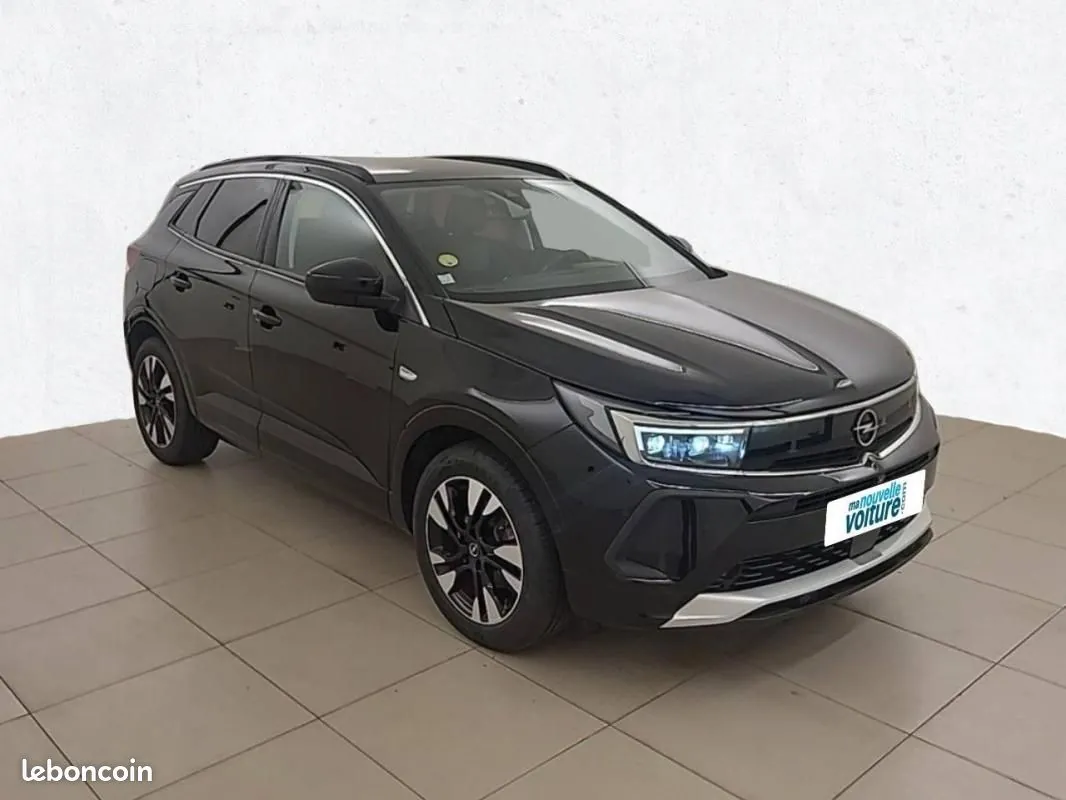 Opel Grandland 2022 photo 3