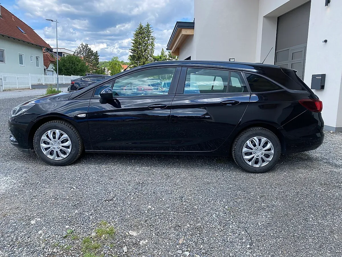 Opel Astra 2017 photo 3