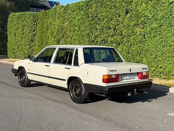 Volvo 740 1988 photo 2