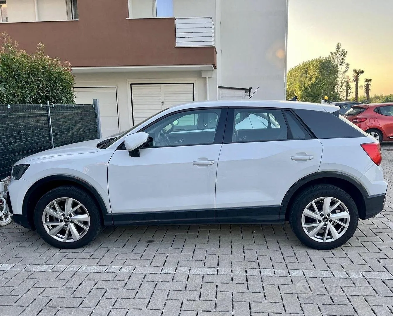 Audi Q2 2023 photo 2