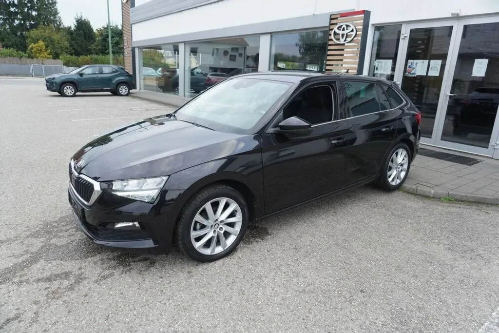 Skoda Scala 2022 photo 2