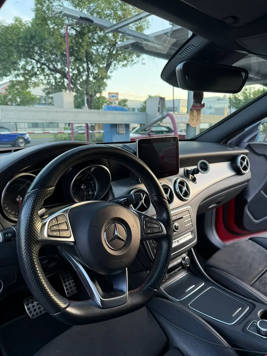 Mercedes-Benz Cla-Class 2017 photo 2