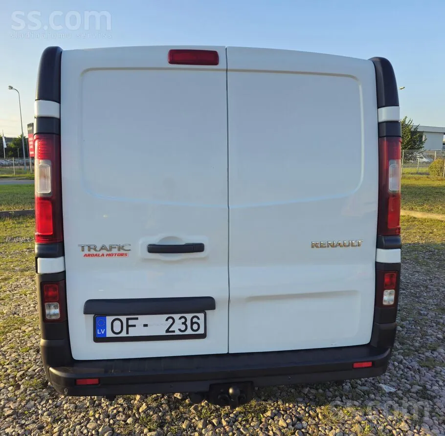 Renault Trafic 2019 photo 2