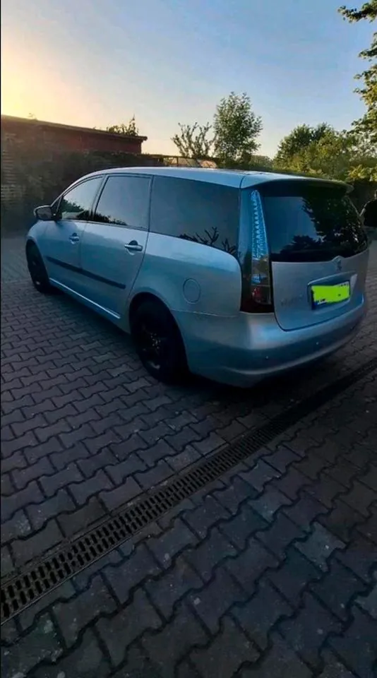 Mitsubishi Grandis