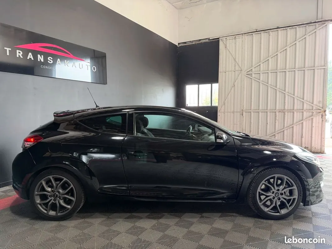 Renault Megane 2015 photo 3