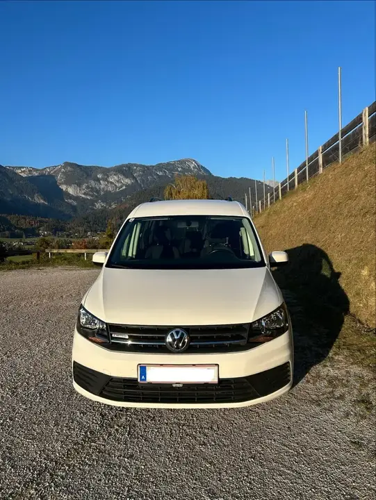 Volkswagen Caddy 2016 photo 2