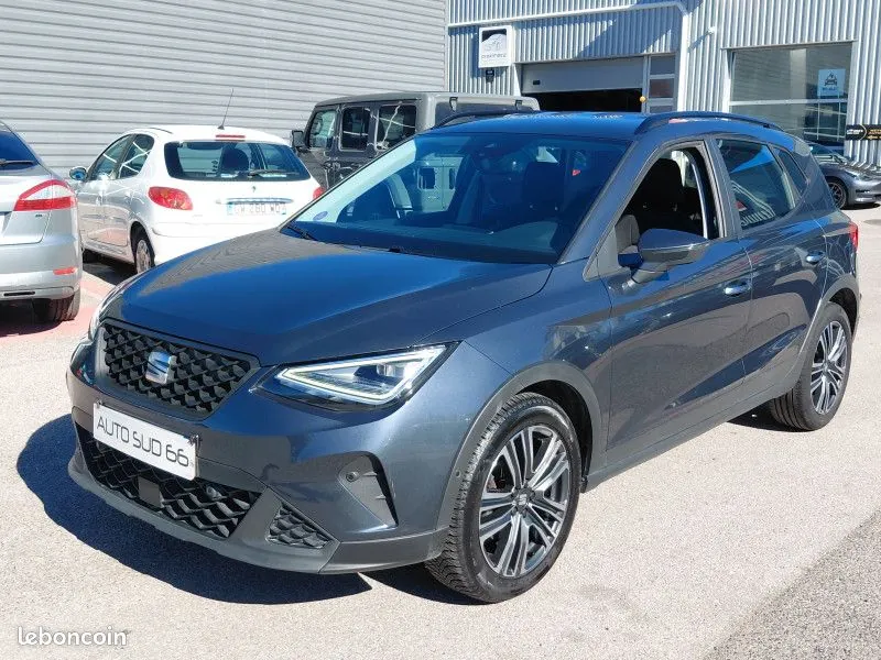 Seat Arona 2023 photo 3