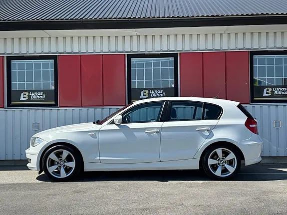 BMW 116D 2011 photo 3