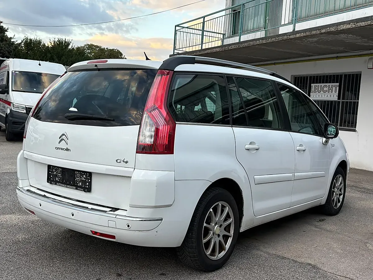 Citroen Grand C4 Picasso 2011 photo 3