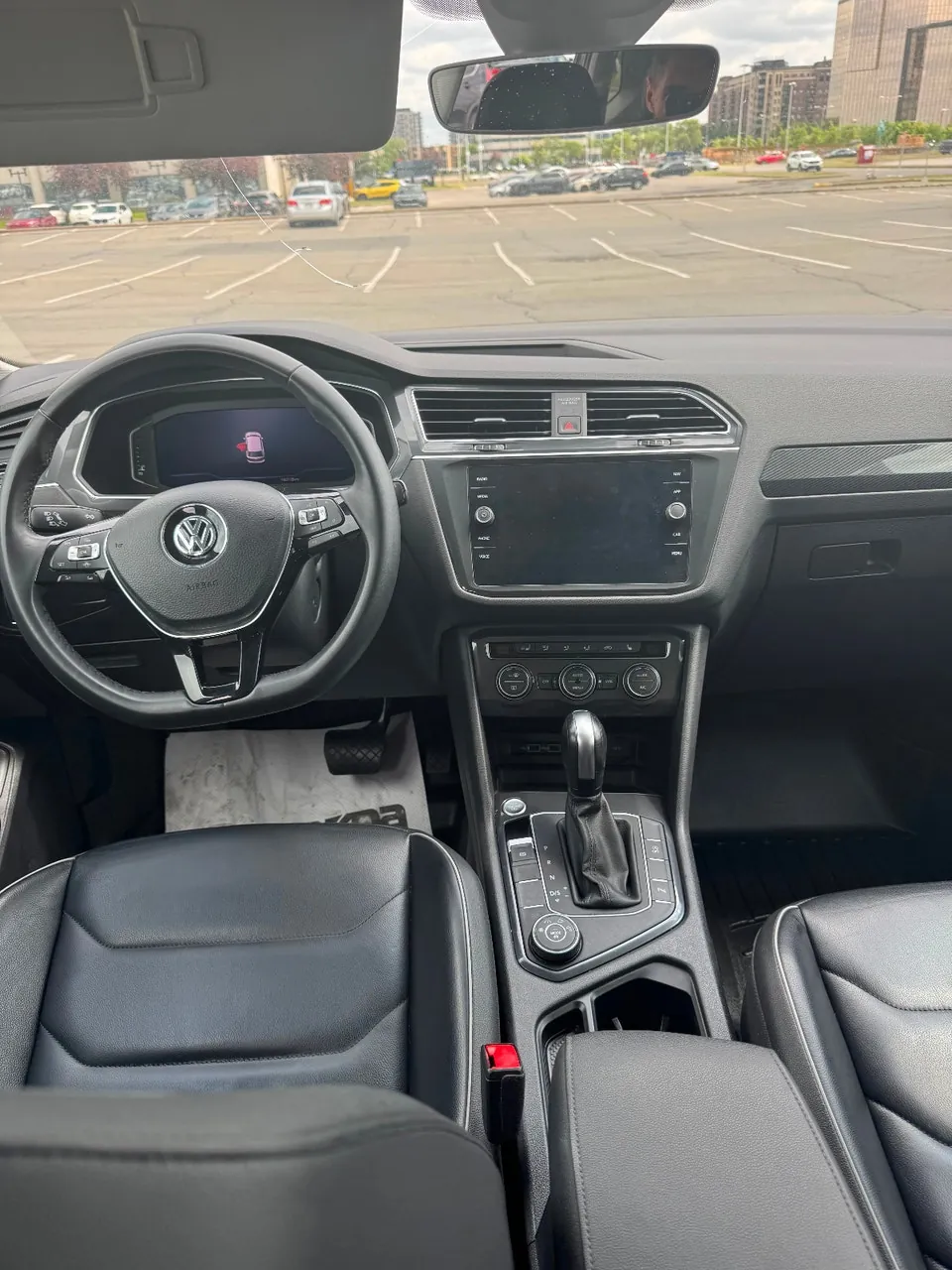 Volkswagen Tiguan 2020 photo 2