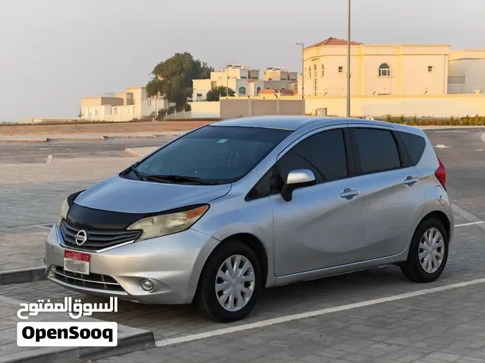 Nissan Versa 2014 photo 5