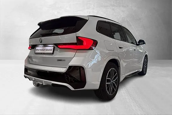 BMW Ix1 2024 photo 5