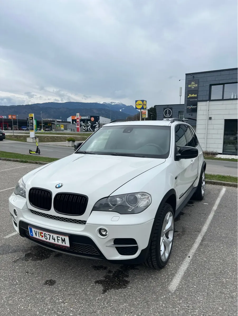 BMW X5 2010 photo 3