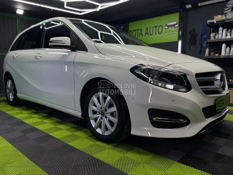 Mercedes-Benz B 180 2017 photo 2