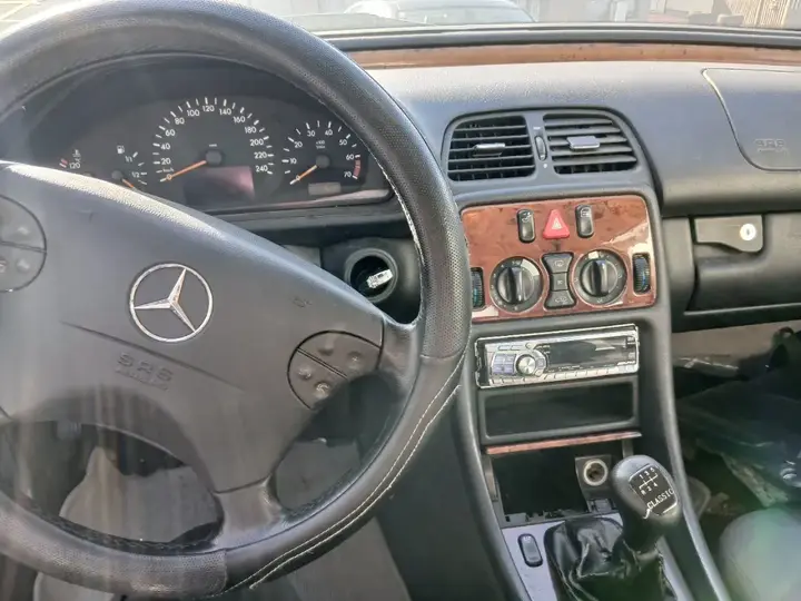 Mercedes-Benz Clk 2001 photo 3