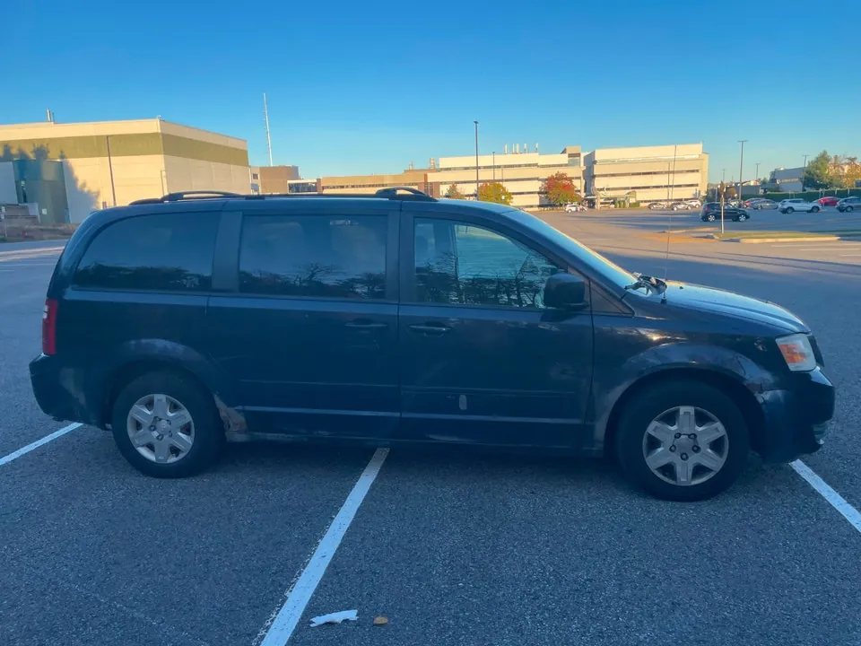 Dodge Grand Caravan 2008 photo 3