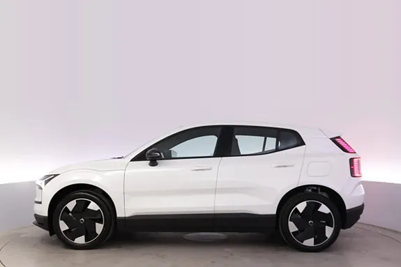 Volvo Ex30 2027 photo 2