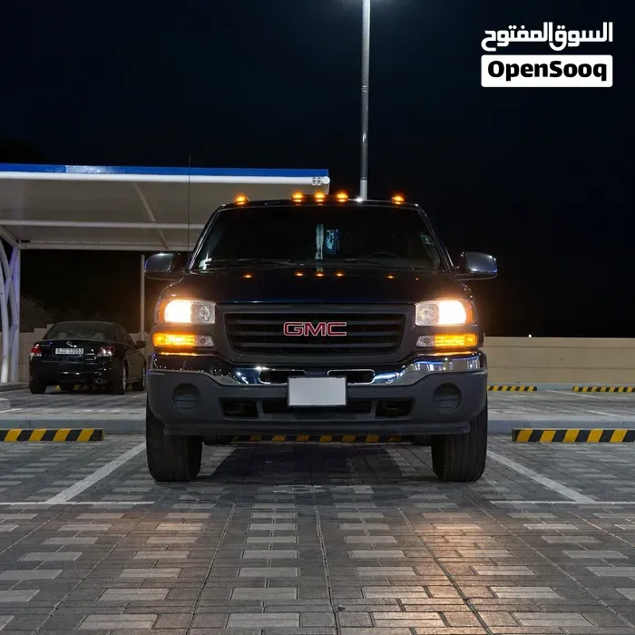 GMC Sierra 2000 photo 2