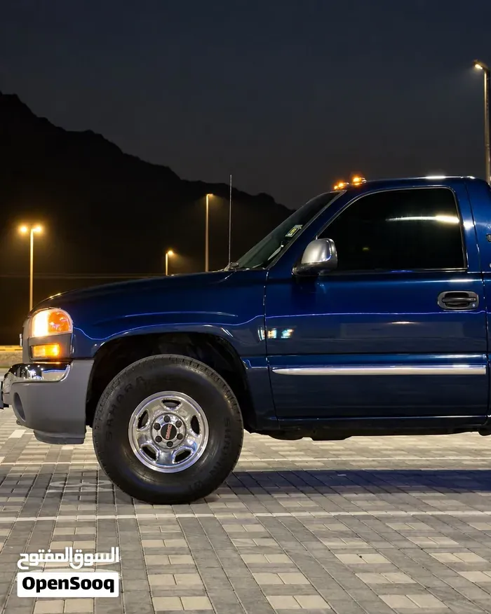 GMC Sierra 2000 photo 3
