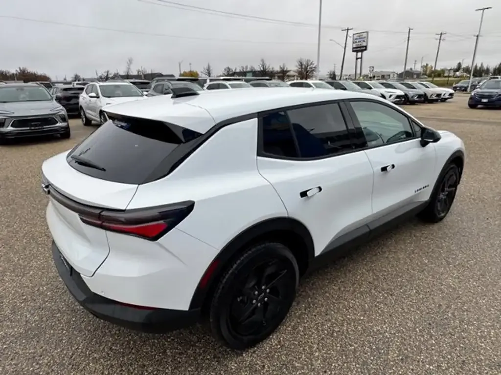 Chevrolet Equinox 2027 photo 5