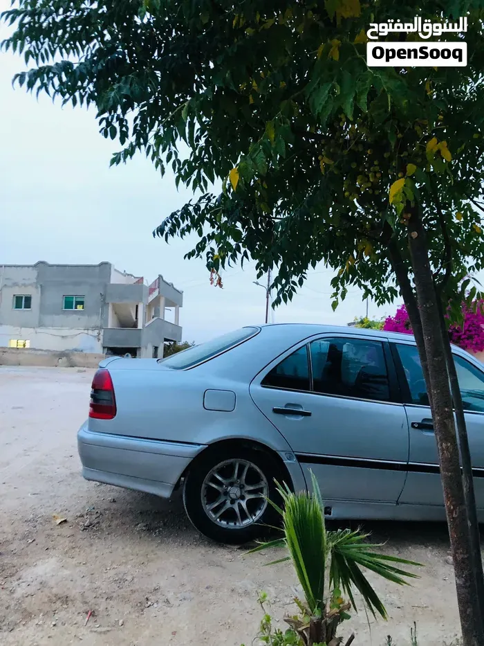 Mercedes-Benz C-Class 1996 photo 2