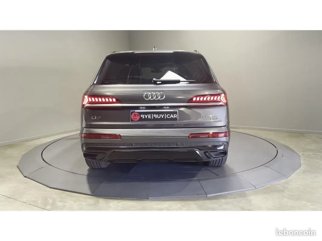 Audi Q7 2020 photo 4