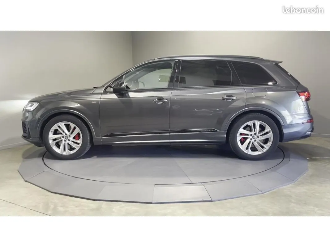 Audi Q7 2020 photo 5
