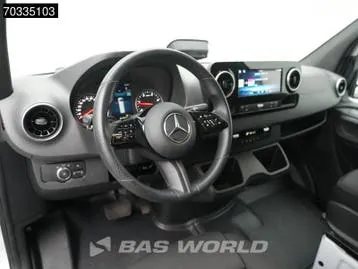 Mercedes-Benz Sprinter 2024 photo 3