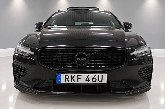 Volvo V60 2022 photo 2