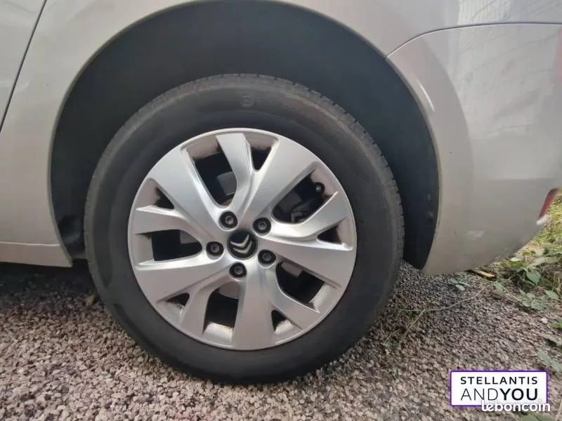 Citroen C4 2019 photo 5