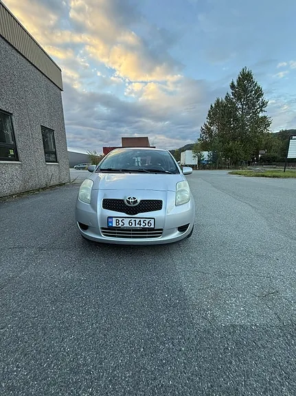 Toyota Yaris 2006 photo 5