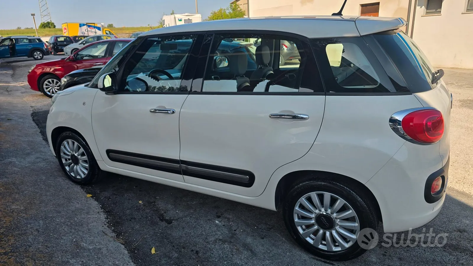Fiat 500L 2015 photo 3