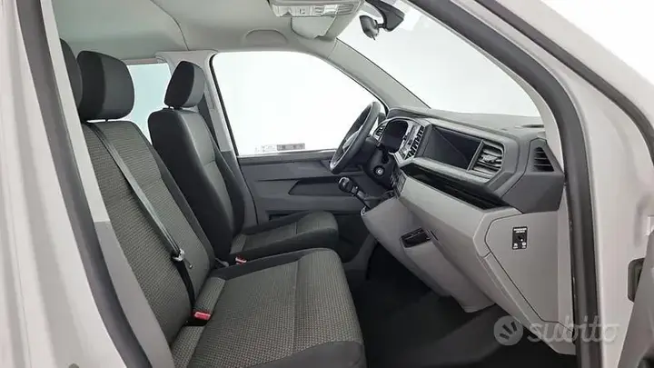Volkswagen Caravelle 2023 photo 5