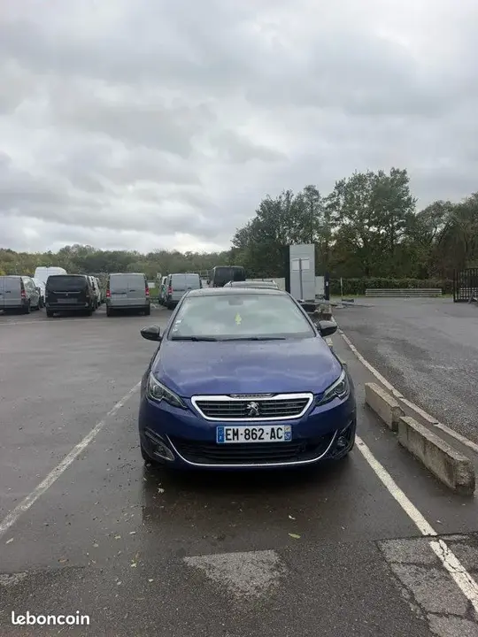 Peugeot 308 2017 photo 2