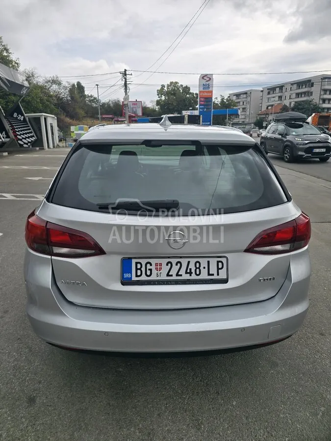 Opel Astra K 2016 photo 4