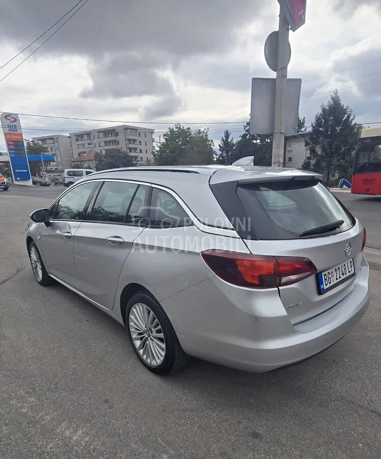 Opel Astra K 2016 photo 3