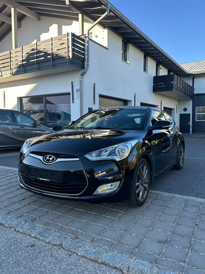 Hyundai Veloster