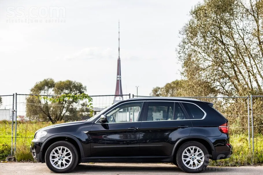 BMW X5 2011 photo 4