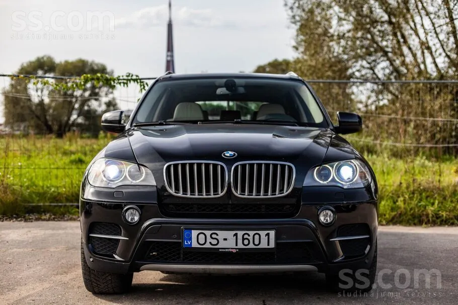 BMW X5 2011 photo 3