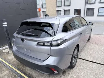 Peugeot 308 2024 photo 3
