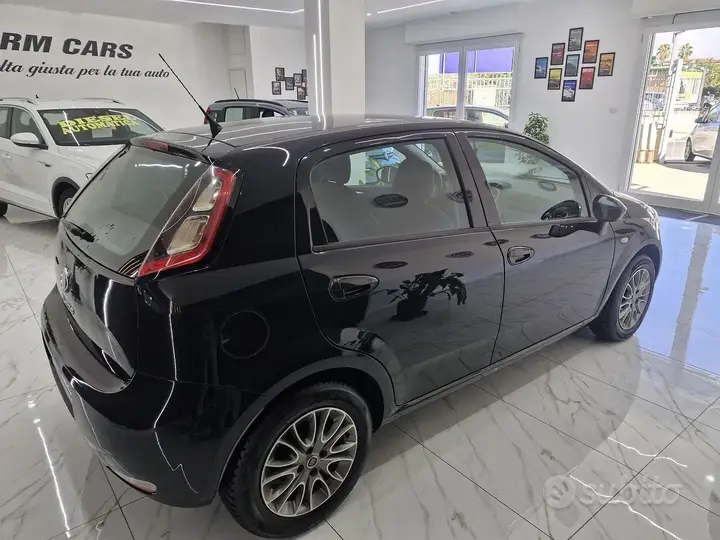 Fiat Punto 2012 photo 5