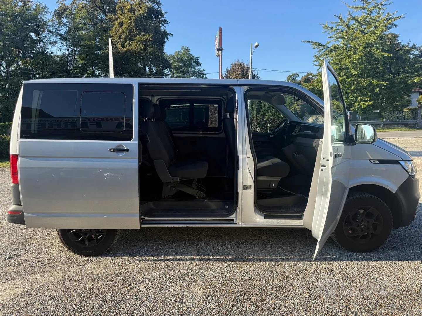 Volkswagen Transporter 2021 photo 4