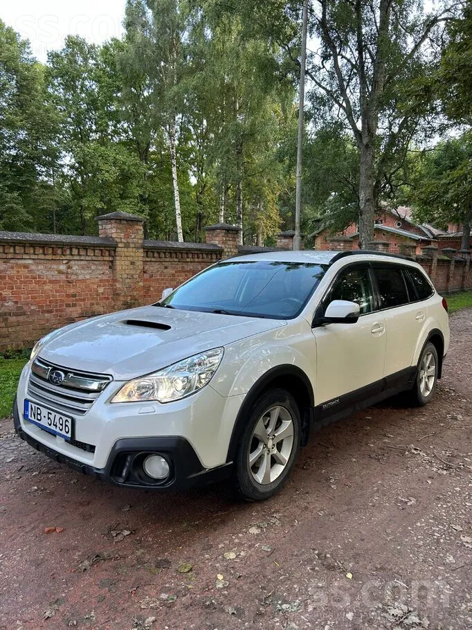 Subaru Outback 2014 photo 3