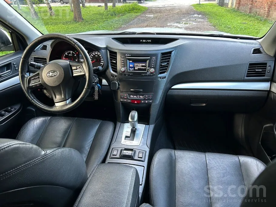 Subaru Outback 2014 photo 5
