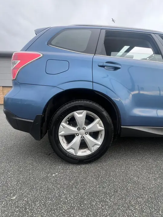 Subaru Forester 2015 photo 3