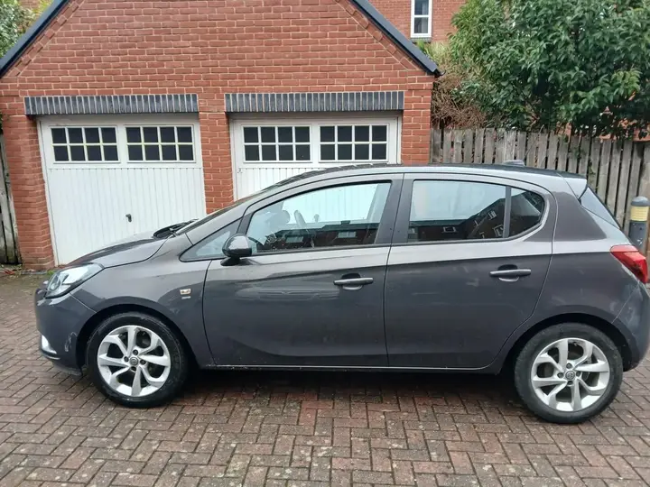 Vauxhall Corsa 2015 photo 2
