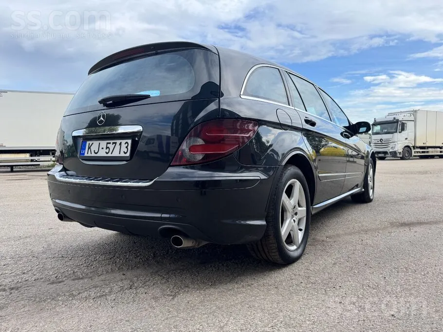 Mercedes-Benz R320