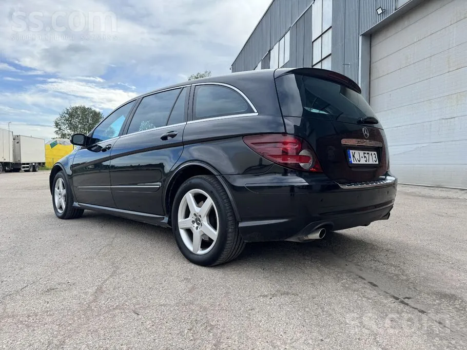 Mercedes-Benz R320 2006 photo 2