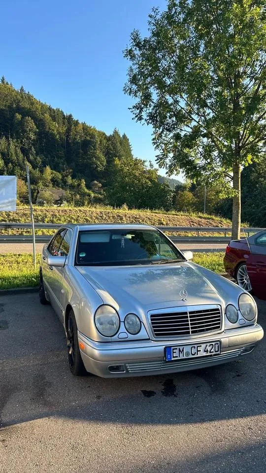 Mercedes-Benz E 280