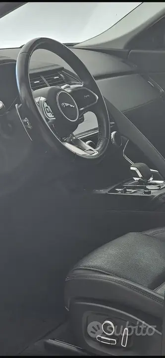 Jaguar E-Pace 2021 photo 4